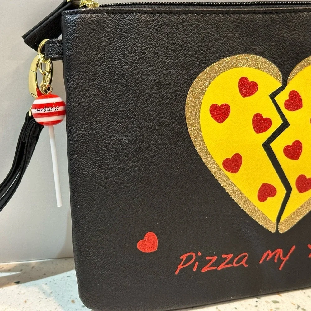 Betsy Johnson‎ Pizza My Heart Wristlet Clutch